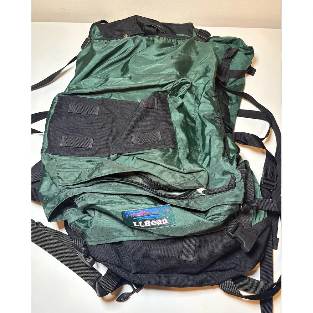 Vintage L.L. Bean Hiking Backpack | Green